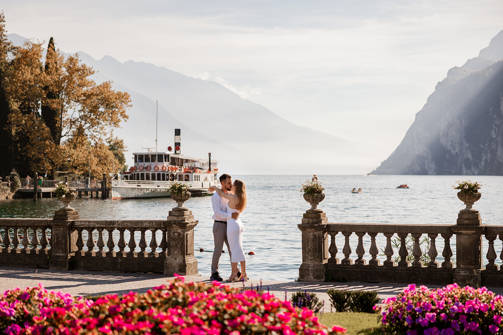 lake Garda proposal photographer, best engagement photo spots in Riva del Garda at sunset
