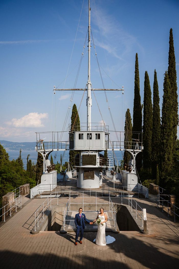 Fotografo matrimonio Gardone Riviera – sposi al Vittoriale degli Italiani con vista sul Lago di Garda